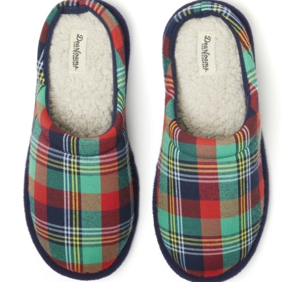 dearfoams Shoes - Dearfoams Family plaid  Matching Comfort Slippers, Size Men 3-4 / Women 5-6 (NEW